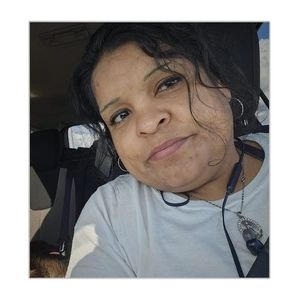 Meet your Posher, Pauline